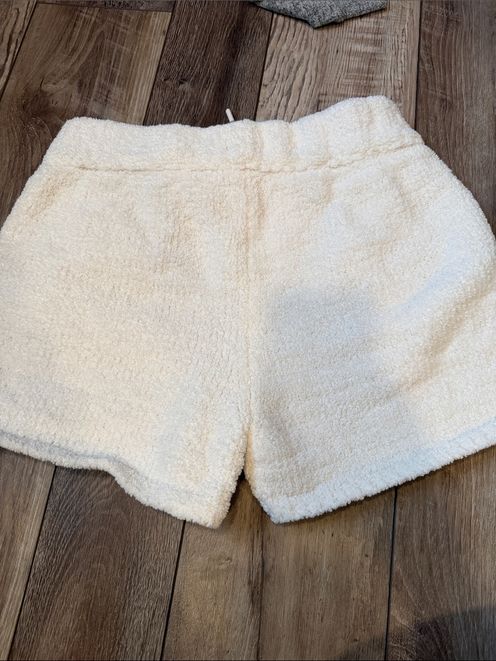 Sunday Citizen Cozy Shorts in White Size L - Picture 6 of 7